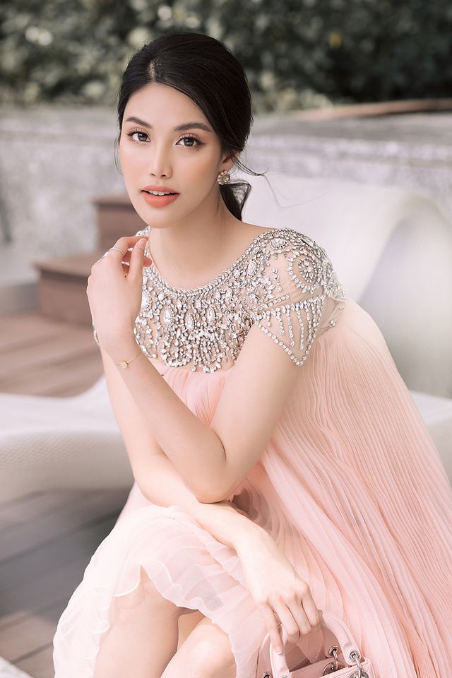 “Bà bầu” Lan Khuê khoe dáng cùng Á hậu Huyền My - Ảnh 5. “Bà bầu” Lan Khuê khoe dáng cùng Á hậu Huyền My - Ảnh 5.
