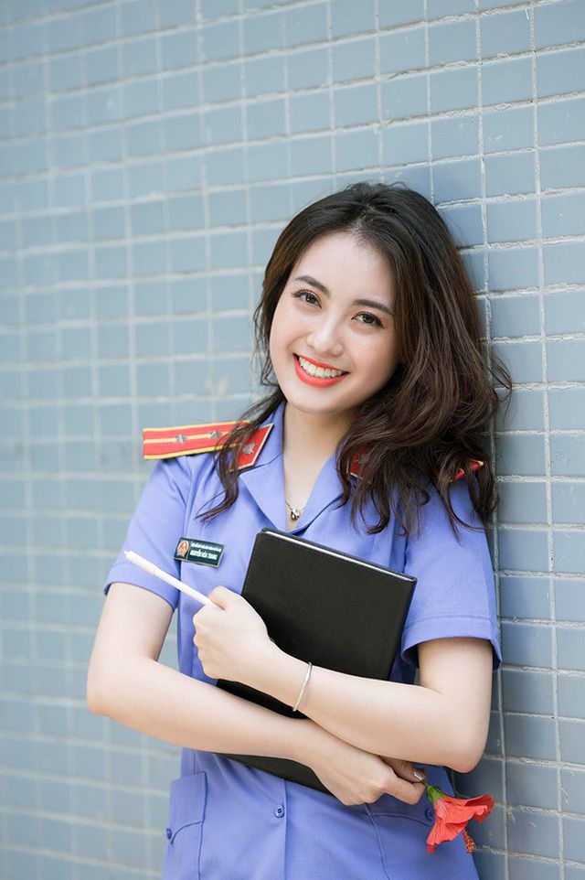 Những hot girl bất ngờ nổi tiếng, gây chú ý trong tháng 9 - Ảnh 7. Những hot girl bất ngờ nổi tiếng, gây chú ý trong tháng 9 - Ảnh 7.