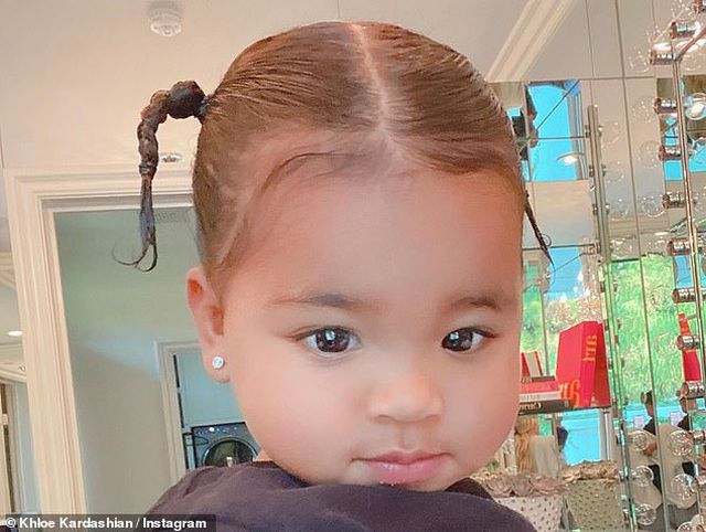 Khloe Kardashian đưa con gái cưng ra phố - Ảnh 5. Khloe Kardashian đưa con gái cưng ra phố - Ảnh 5.