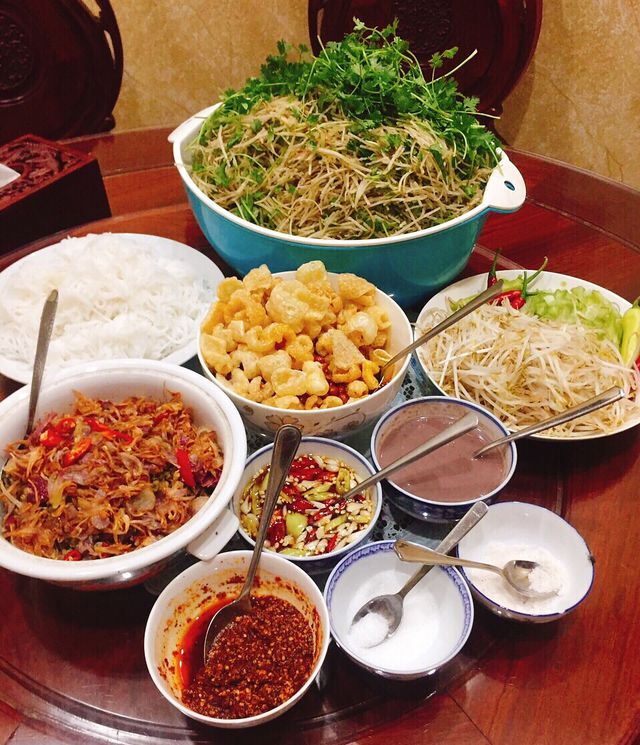Chân dung bếp trưởng mang ẩm thực Huế ra thế giới - Ảnh 7. Chân dung bếp trưởng mang ẩm thực Huế ra thế giới - Ảnh 7.