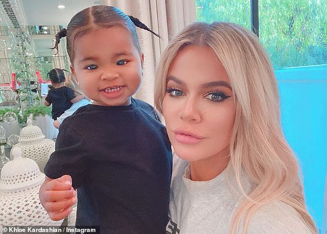 Khloe Kardashian không ngăn cản bạn trai bội tình gặp con gái - Ảnh 2. Khloe Kardashian không ngăn cản bạn trai bội tình gặp con gái - Ảnh 2.