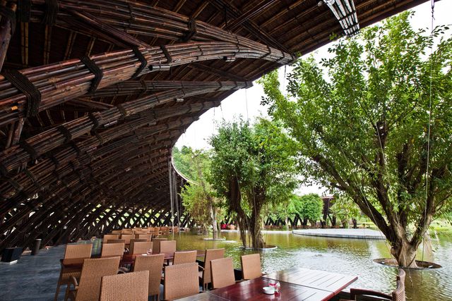 Báo Mỹ “lặn lội” tìm hiểu về kiến trúc sư Võ Trọng Nghĩa - Ảnh 3. Báo Mỹ “lặn lội” tìm hiểu về kiến trúc sư Võ Trọng Nghĩa - Ảnh 3.