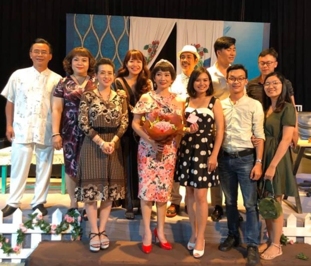 Sân khấu kịch chưa bao giờ “nuôi sống” diễn viên - Ảnh 2. Sân khấu kịch chưa bao giờ “nuôi sống” diễn viên - Ảnh 2.
