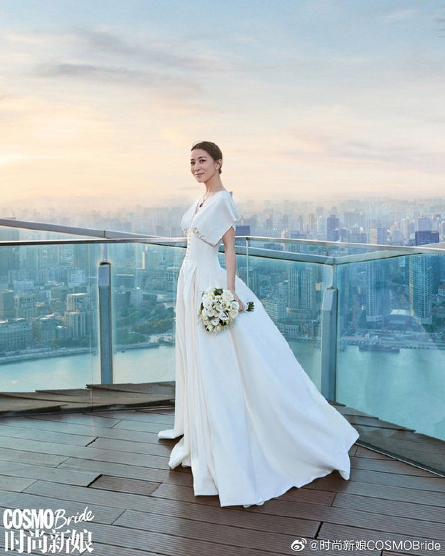 “Nhàn Phi” Xa Thi Mạn duyên dáng diện váy cưới dù không có chú rể - Ảnh 11.