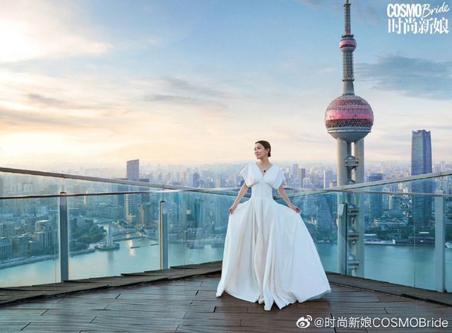 “Nhàn Phi” Xa Thi Mạn duyên dáng diện váy cưới dù không có chú rể - Ảnh 15.