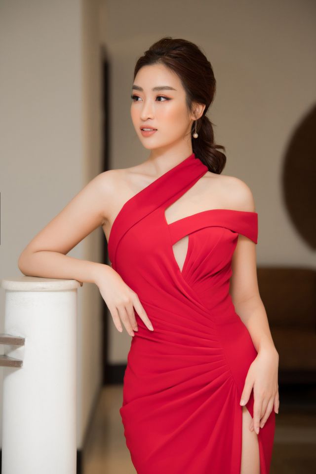 Á hậu Tường San được Đỗ Mỹ Linh, Huyền My chia sẻ trước thi Hoa hậu Quốc tế - Ảnh 1. Á hậu Tường San được Đỗ Mỹ Linh, Huyền My chia sẻ trước thi Hoa hậu Quốc tế - Ảnh 1.