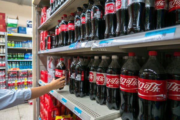 Trung Quốc được dự báo là thị trường lớn nhất của Coca-Cola - Ảnh 1.