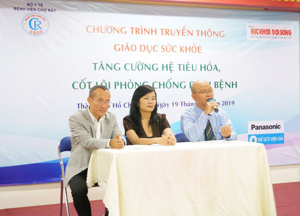 Bác sĩ chuyên khoa tiêu hóa dinh dưỡng phân tích lợi ích của nước ion kiềm - Ảnh 2.