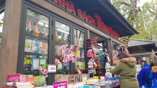 A pavilion of the Tien Phong Bookstore on the spring book street. 