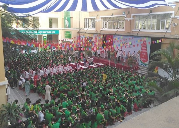 
General view of the opening ceremony of the new academic year at the Nguyen Tri Phuong Secondary School in Hanois Ba Dinh District.
