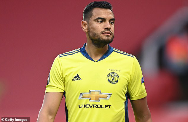 Thủ môn Sergio Romero mong sớm kết thúc hợp đồng với Manchester United - Ảnh 1.