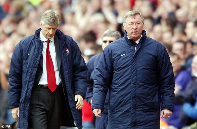 Arsene Wenger tiết lộ bí mật khó tin liên quan tới Manchester United - Ảnh 1.