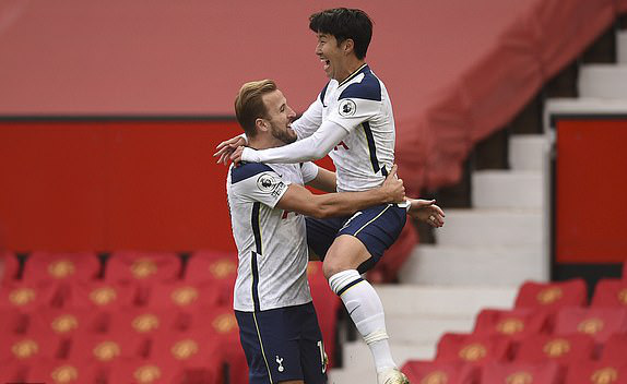 Man Utd 1-6 Tottenham: Thảm họa tại Nhà hát của những giấc mơ - Ảnh 4.