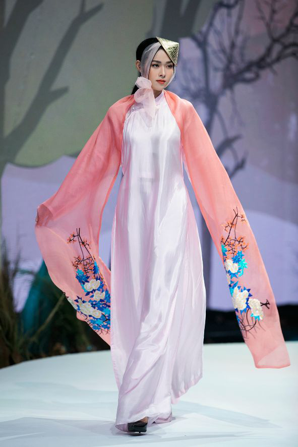 Lan Khuê,Trương Quỳnh Anh, Diệp Bảo Ngọc cuốn hút tại Vietnam Junior Fashion Week - Ảnh 1.