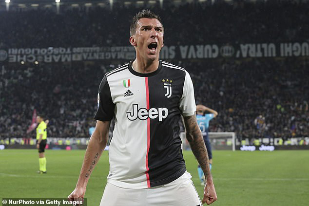 Tiền đạo Mario Mandzukic tìm được bến đỗ mới - Ảnh 1.