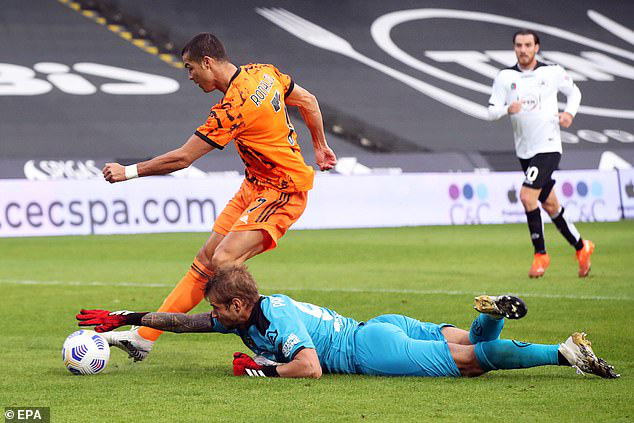 Spezia 1-4 Juventus: Ronaldo lập cú đúp trong ngày trở lại - Ảnh 4.