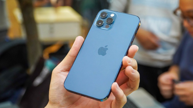 Apple đang muốn giết iPhone xách tay tại Việt Nam? - Ảnh 2.