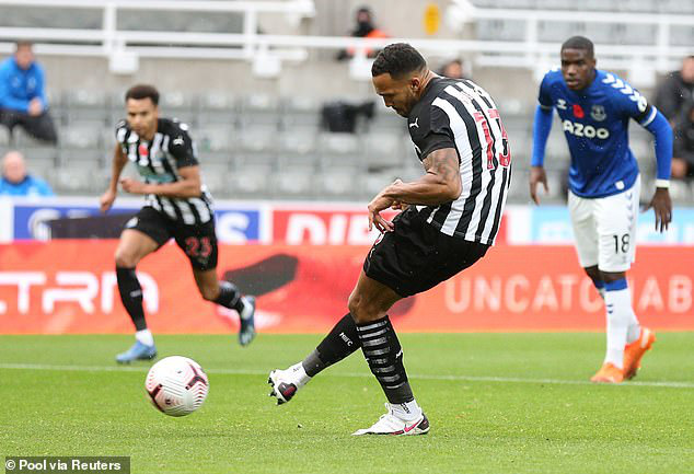 Newcastle 2-1 Everton: Everton thua trận thứ 2 liên tiếp - Ảnh 2.