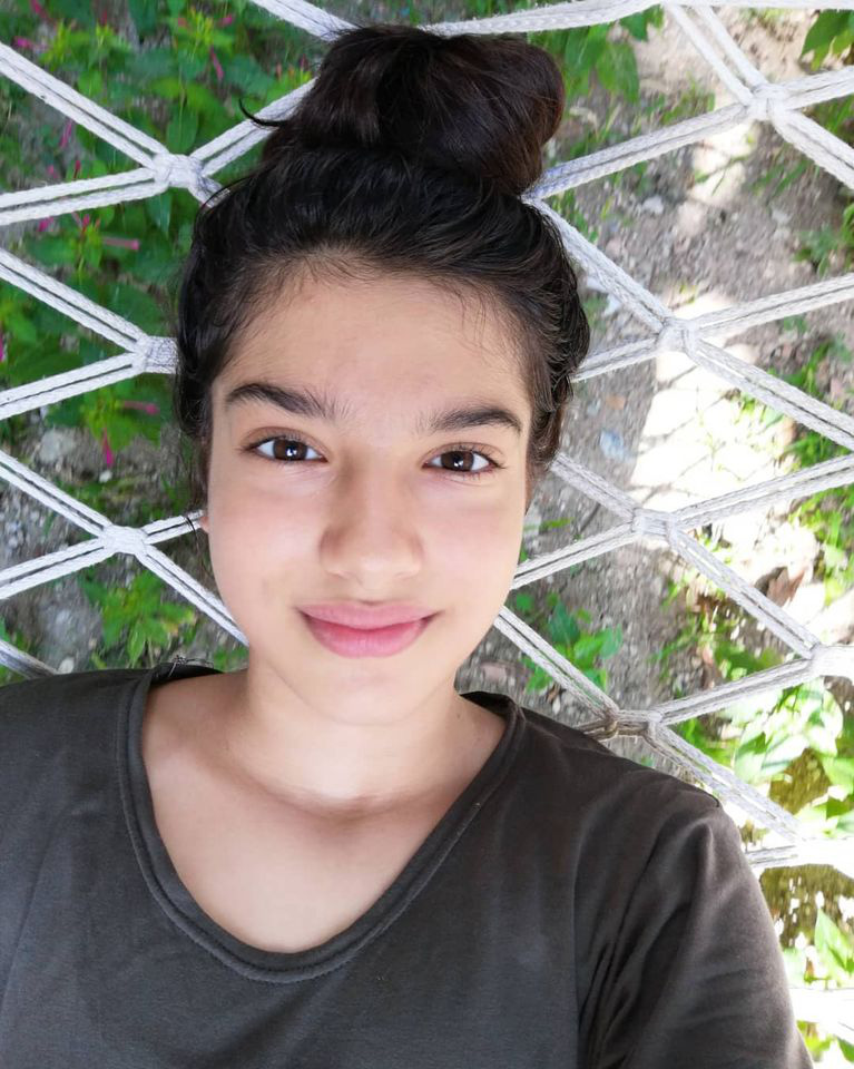 Trái tim phụ nữ: Sau 3 năm, cô bé Nisan giờ đã thành thiếu nữ - Ảnh 13. Trái tim phụ nữ: Sau 3 năm, cô bé Nisan giờ đã thành thiếu nữ - Ảnh 13.