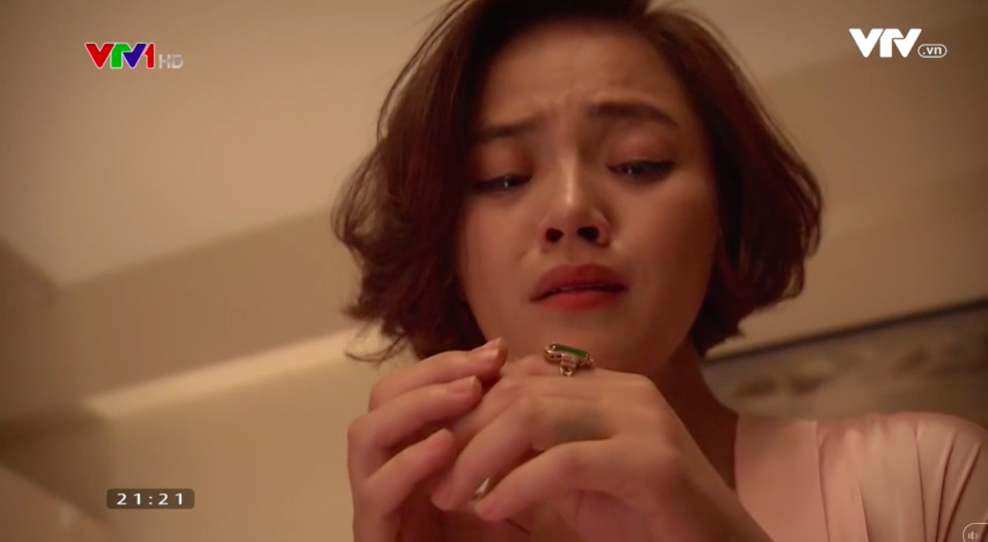 Lửa ấm - Tập 37: Ngọc thề sẽ cướp Minh để con gái mình có bố - Ảnh 6. Lửa ấm - Tập 37: Ngọc thề sẽ cướp Minh để con gái mình có bố - Ảnh 6.