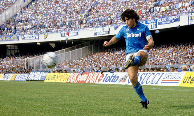 Napoli đổi tên sân để tưởng nhớ Maradona - Ảnh 2.