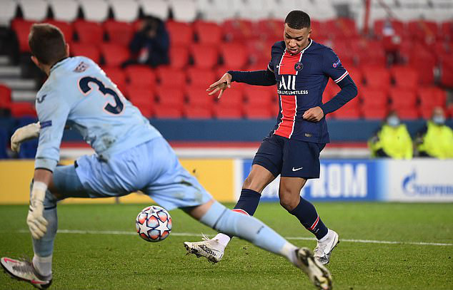 PSG 5-1 Istanbul Basaksehir: Neymar lập hat-trick - Ảnh 2.