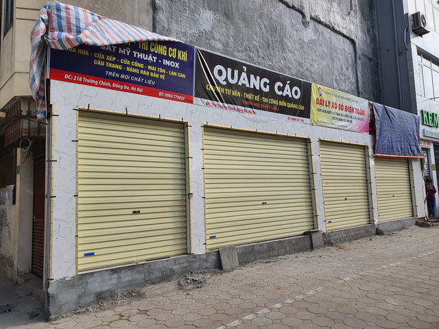 Vì sao có những căn nhà mặt phố mỏng đến lạ kỳ trên đường Trường Chinh? - Ảnh 2.