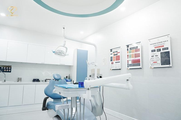 Bắt gặp Mạnh Trường tại Nha khoa Quốc tế DC Dentist sau thành công của “Hồ sơ cá sấu” - Ảnh 5. Bắt gặp Mạnh Trường tại Nha khoa Quốc tế DC Dentist sau thành công của “Hồ sơ cá sấu” - Ảnh 5.