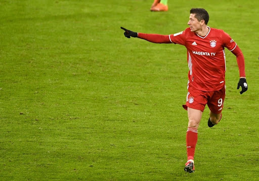 Cuộc đua Vua phá lưới Bundesliga: Lewandowski dẫn đầu, bất ngờ nhân tố Weghorst - Ảnh 1.