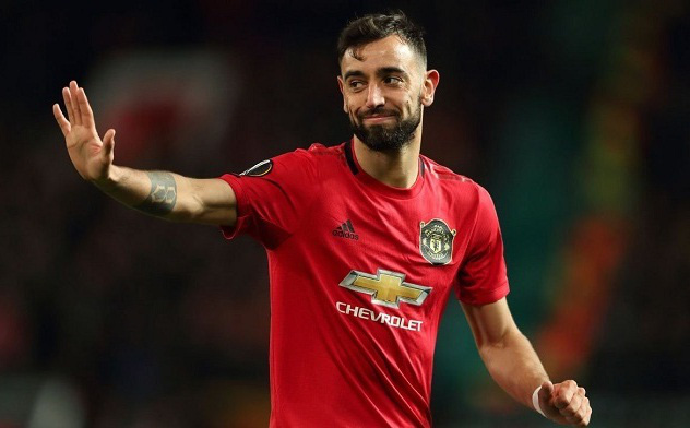 Bruno Fernandes sánh ngang Cristiano Ronaldo tại Premier League - Ảnh 2.