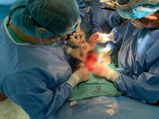 Lần đầu điều phối đa tạng từ thành phố Vũng Tàu đi 3 miền đất nước cứu người - Ảnh 2.