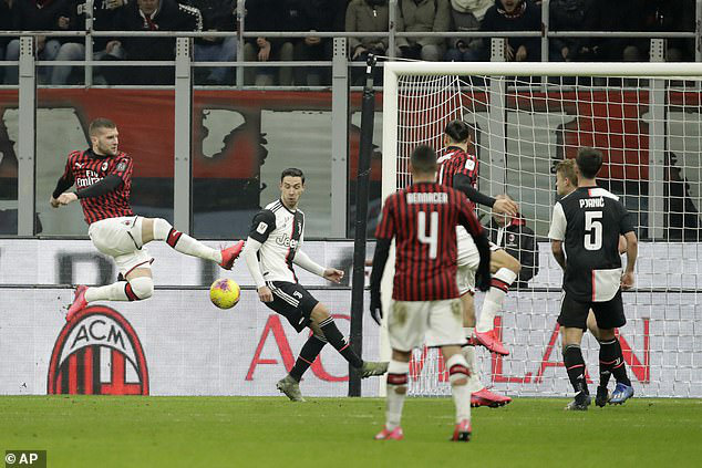 AC Milan 1 - 1 Juventus: Ghi bàn phút cuối, Ronaldo thắp sáng hy vọng cho Juve (Bán kết lượt đi cúp Quốc gia Italia 2020) - Ảnh 2.