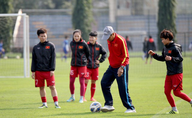 Trung vệ Chương Thị Kiều không thể cùng ĐT nữ Việt Nam dự vòng play-off Olympic 2020 - Ảnh 3.