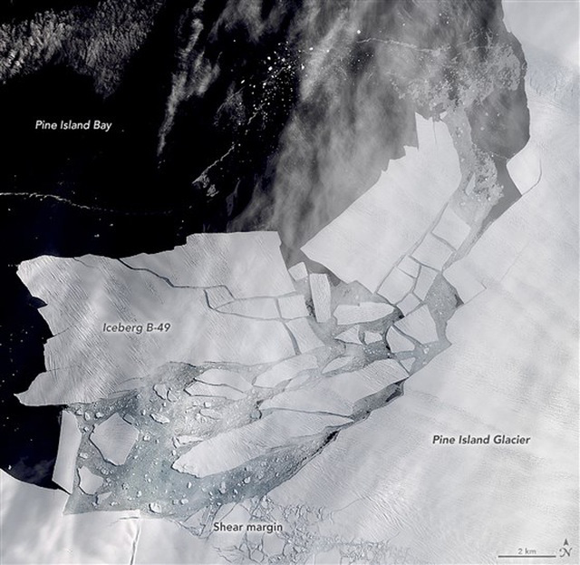 Hai núi băng Nam Cực vừa vỡ, liệu thảm họa gì sẽ xảy ra? - Ảnh 1.