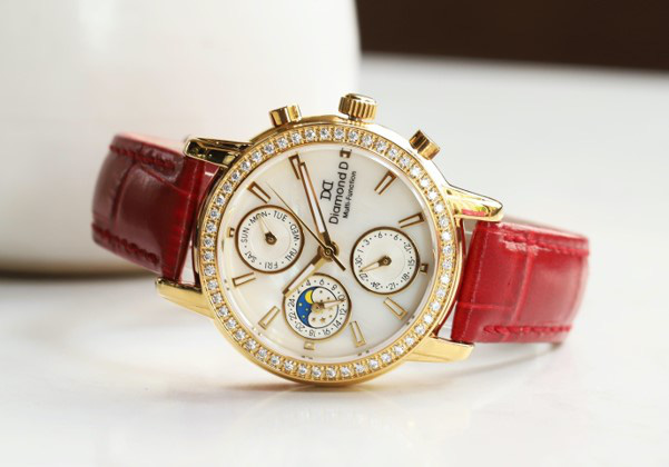 Đốn tim phái đẹp từ cái nhìn đầu tiên với đồng hồ Diamond D - Ảnh 4.