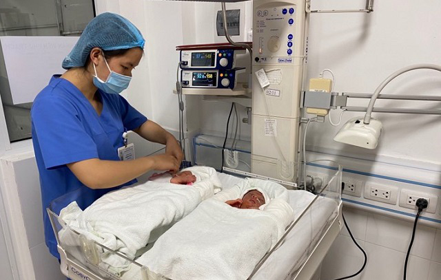 The two babies who received the foetus intervention were delivered successfully and healthily on December 28, 2019. 