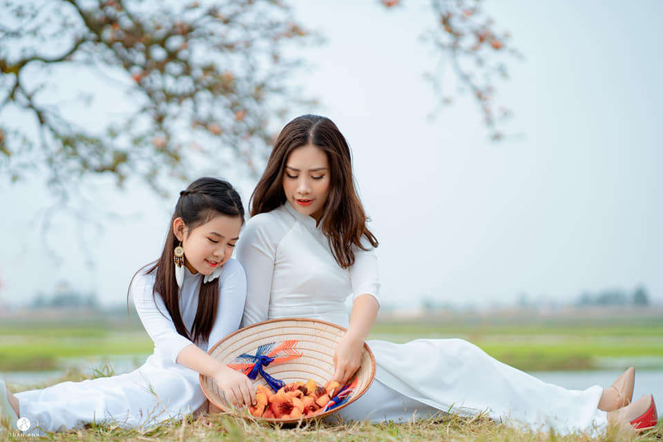 Check-in c&acirc;y gạo đỏ rực g&acirc;y sốt ở Bắc Giang - Ảnh 2.