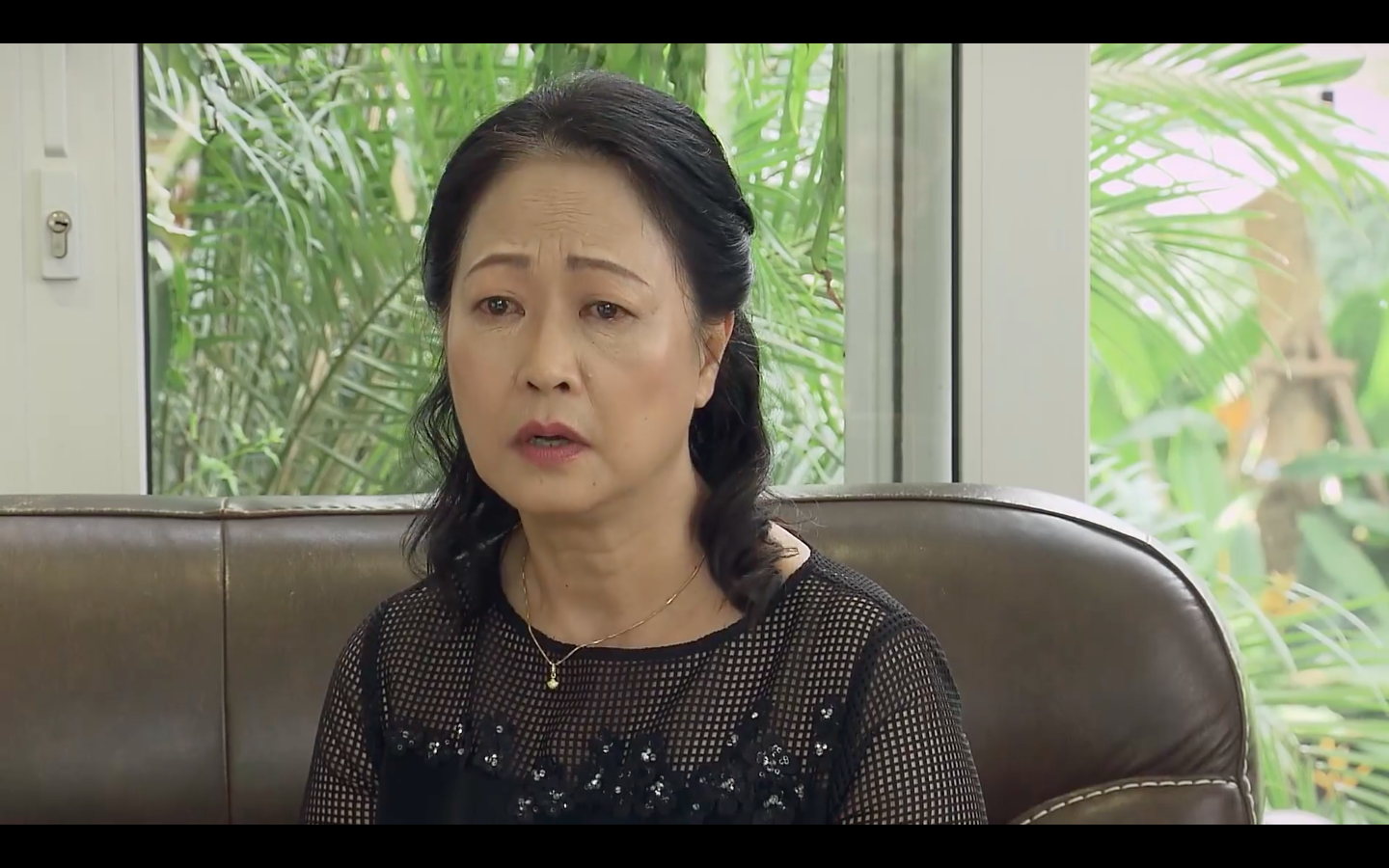 Đừng bắt em phải quên - Tập 7: Người yêu cũ của Ngân (Thu Phương) đã có vợ con - Ảnh 1. Đừng bắt em phải quên - Tập 7: Người yêu cũ của Ngân (Thu Phương) đã có vợ con - Ảnh 1.