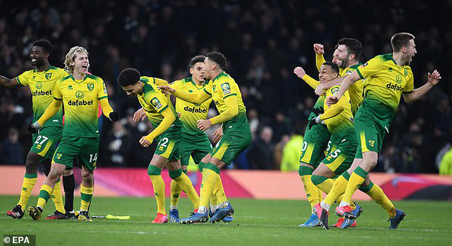 Tottenham 1-1 (pen: 2-3) Norwich City: Tottenham dừng bước tại FA Cup sau loạt luân lưu - Ảnh 5.