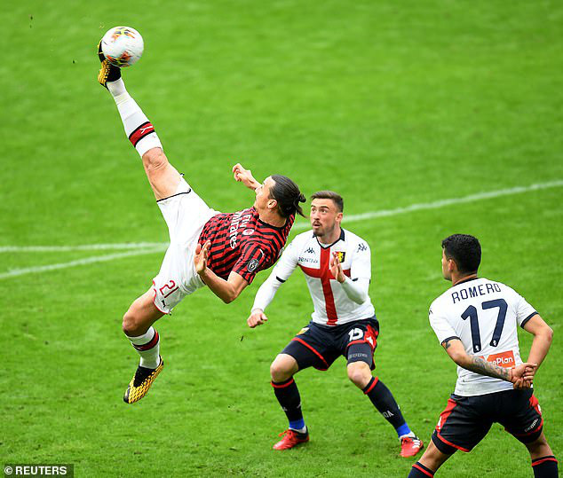 AC Milan 1-2 Genoa: Ibra ghi bàn, Milan vẫn trắng tay trên sân nhà - Ảnh 2.