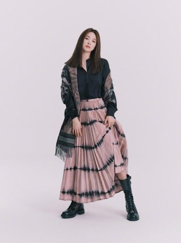 Song Hye Kyo xinh đẹp trên Harper’s Bazaar tháng 3 - Ảnh 9.