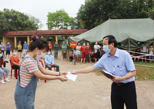 Tây Ninh công bố 798 người hoàn thành cách ly trở về địa phương - Ảnh 1.