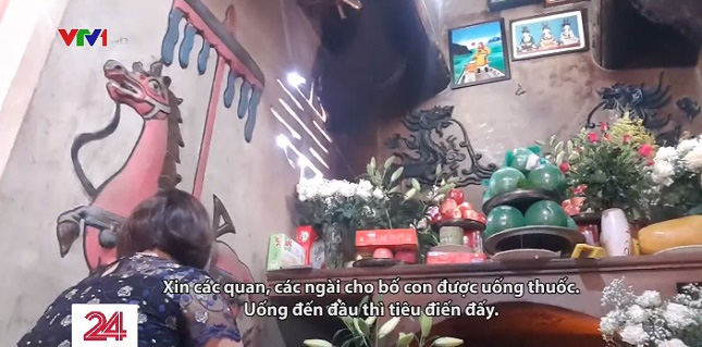 Đột nhập nơi kh&aacute;m của thầy lang nổ chữa khỏi c&aacute;c bệnh ung thư - Ảnh 3.