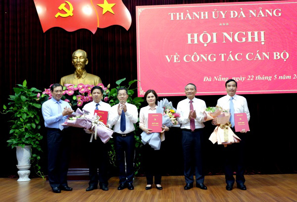 Ban Bí thư Trung ương Đảng chỉ định, chuẩn y nhân sự mới - Ảnh 1.