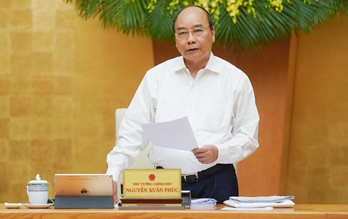
Prime Minister Nguyen Xuan Phuc says the economic growth must not be lower than the 2.7% forecst by the IMF (Photo:VGP)
