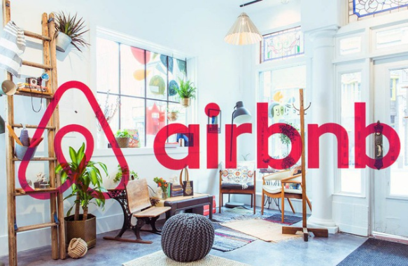 Airbnb: Cơ đồ 12 năm gây dựng gần như tiêu tan trong vài tuần - Ảnh 2.