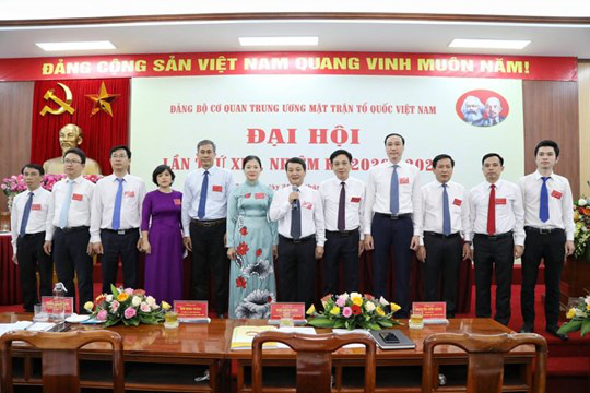 Ông Hầu A Lềnh tái đắc cử Bí thư Đảng bộ cơ quan Trung ương MTTQ Việt Nam - Ảnh 1.