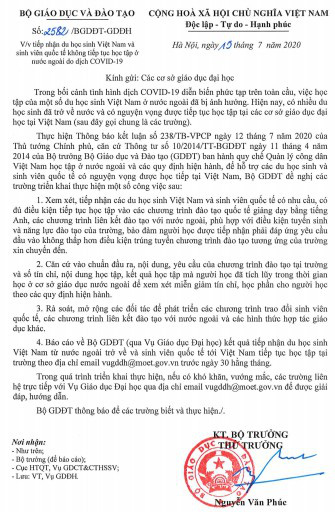 Bộ GD&ĐT đề nghị các trường đại học tiếp nhận du học sinh, sinh viên quốc tế - Ảnh 1.