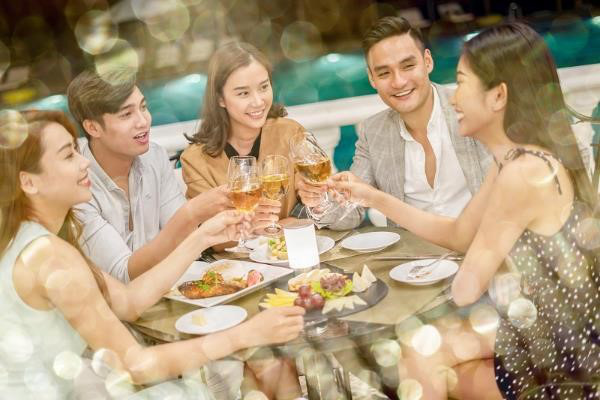 Bão khuyến mại mùa hè siêu đỉnh của Vinpearl Nha Trang - Ảnh 8.