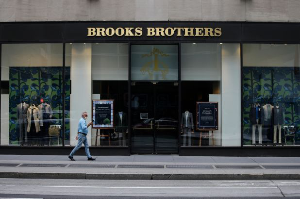 Tiếp bước Brooks Brothers, thêm một đại gia bán lẻ thời trang Mỹ gục ngã vì COVID-19 - Ảnh 3.